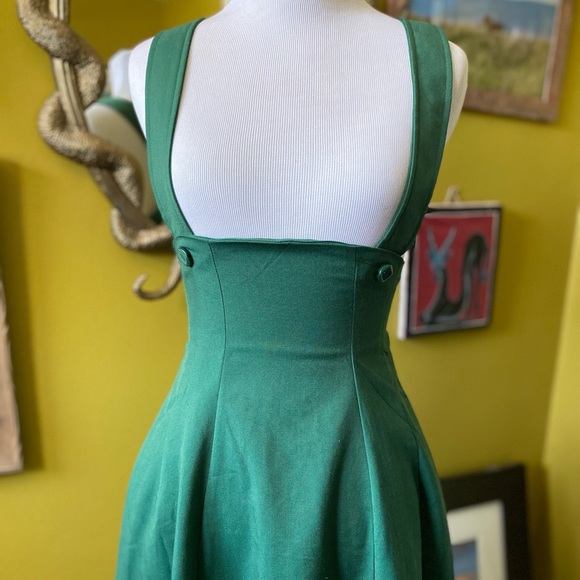 Green pinafore dress - Picture 2 of 3